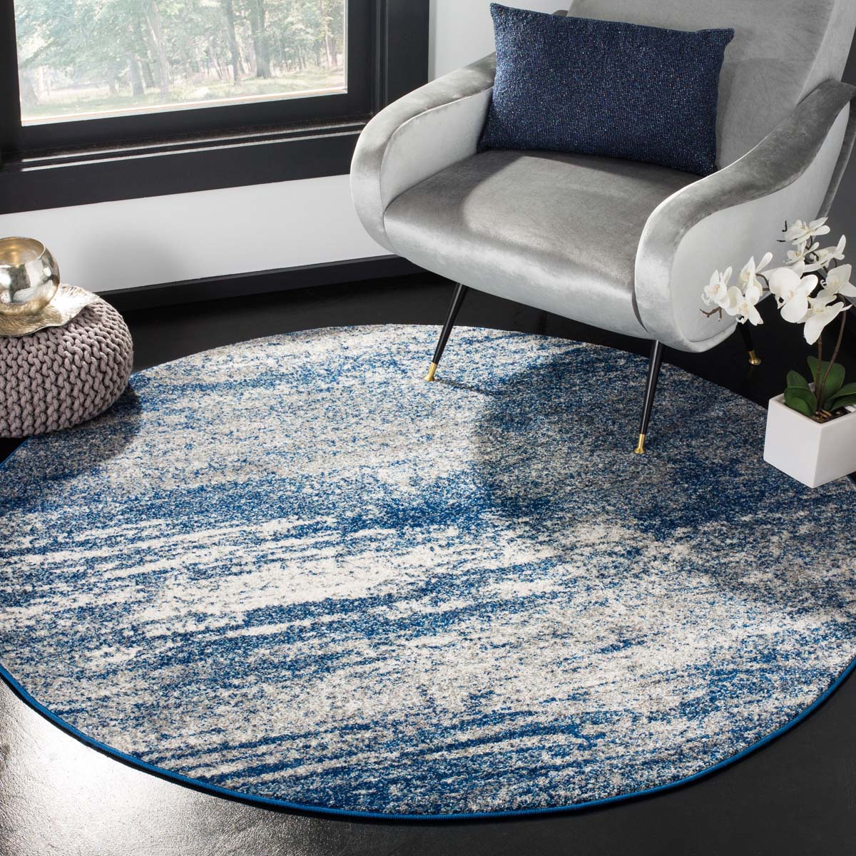 Safavieh Evoke 272 Rug, Blue, EVK272 - Navy / Ivory