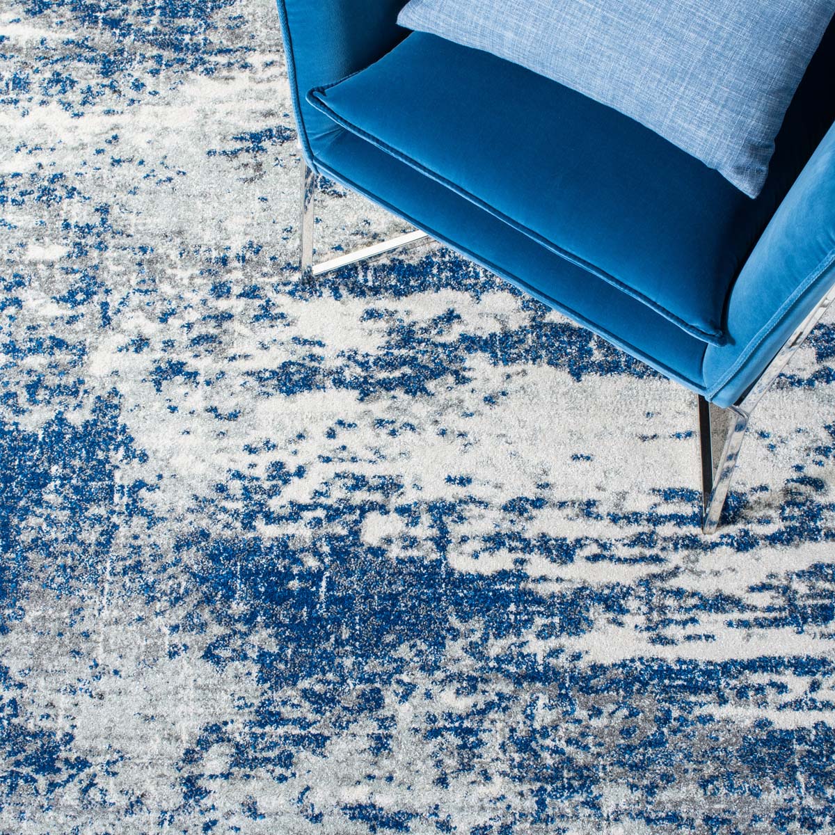 Safavieh Evoke 272 Rug, Blue, EVK272 - Dark Blue / Grey