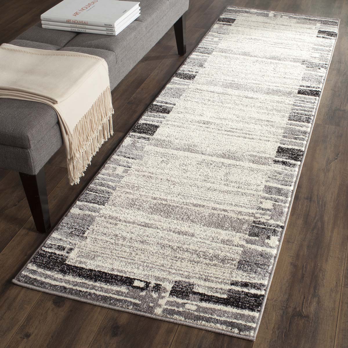 Safavieh Evoke 492 Rug, EVK492 - CREAM / DARK GREY