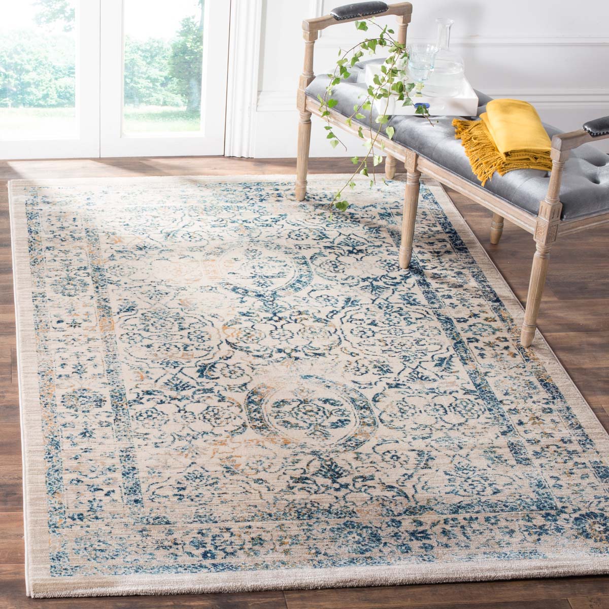 Safavieh Evoke 513 Rug, EVK513 - Beige / Turquoise