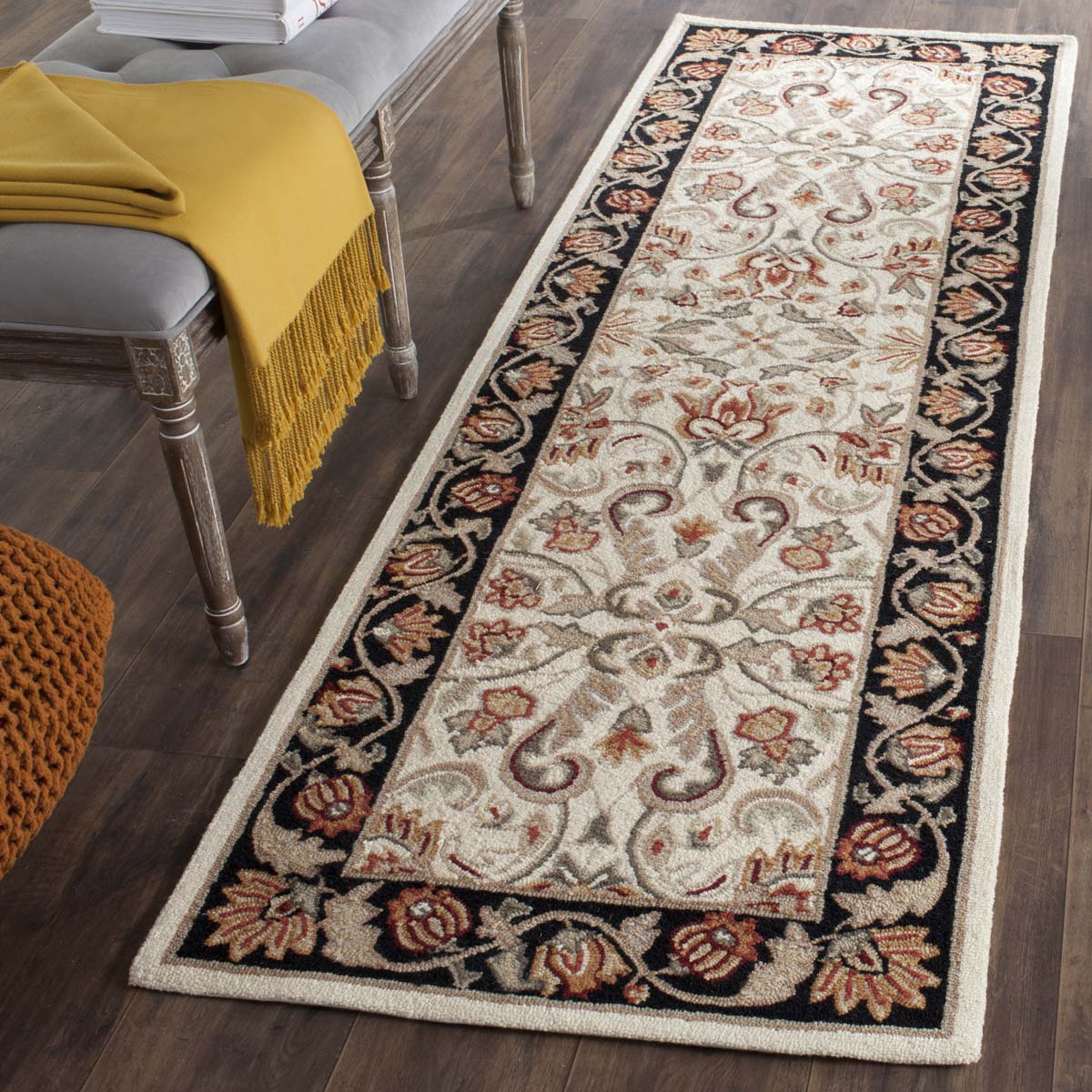 Safavieh Easy Care 101 Rug, EZC101 - Ivory / Navy