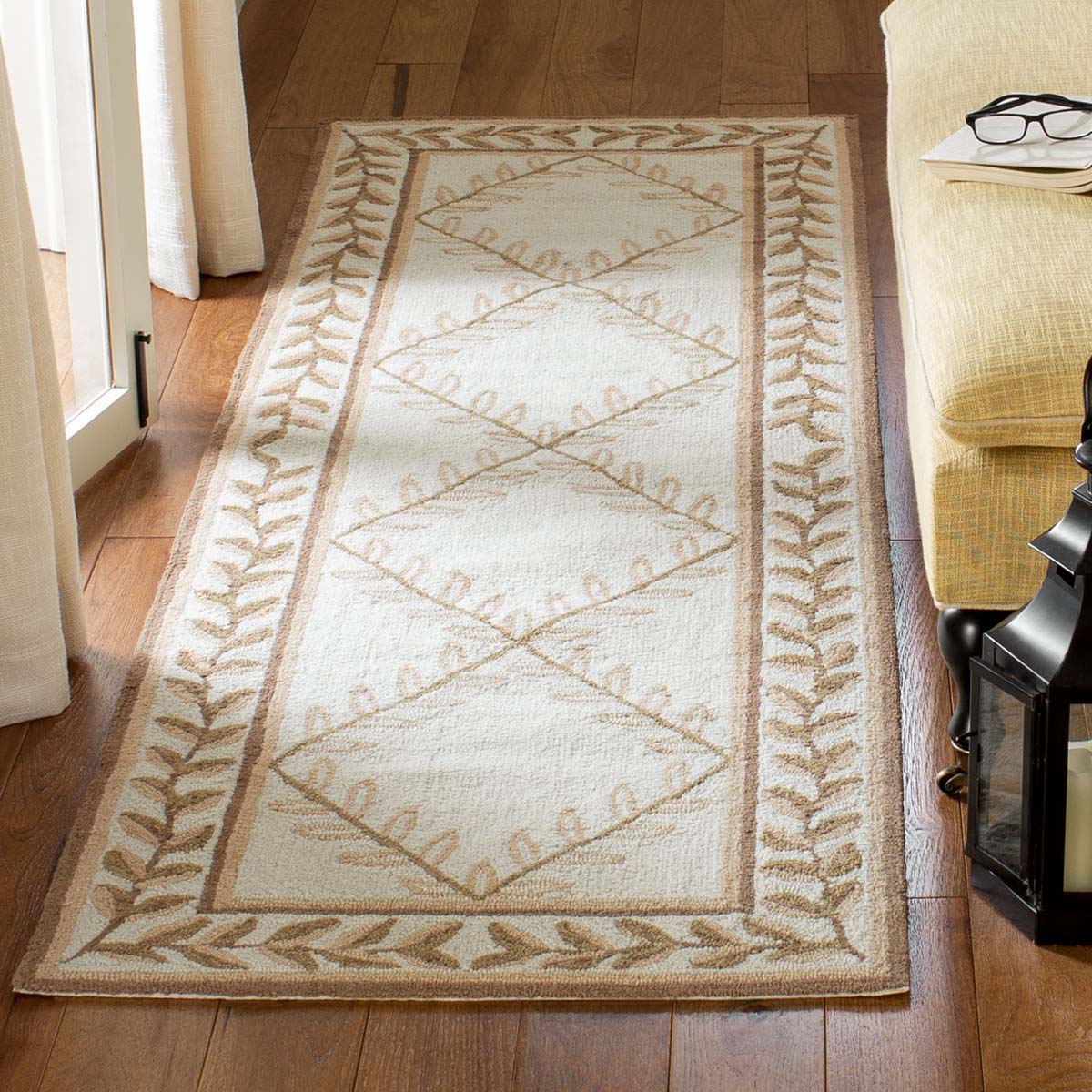 Safavieh Easy Care 430 Rug, EZC430 - Ivory / Sage