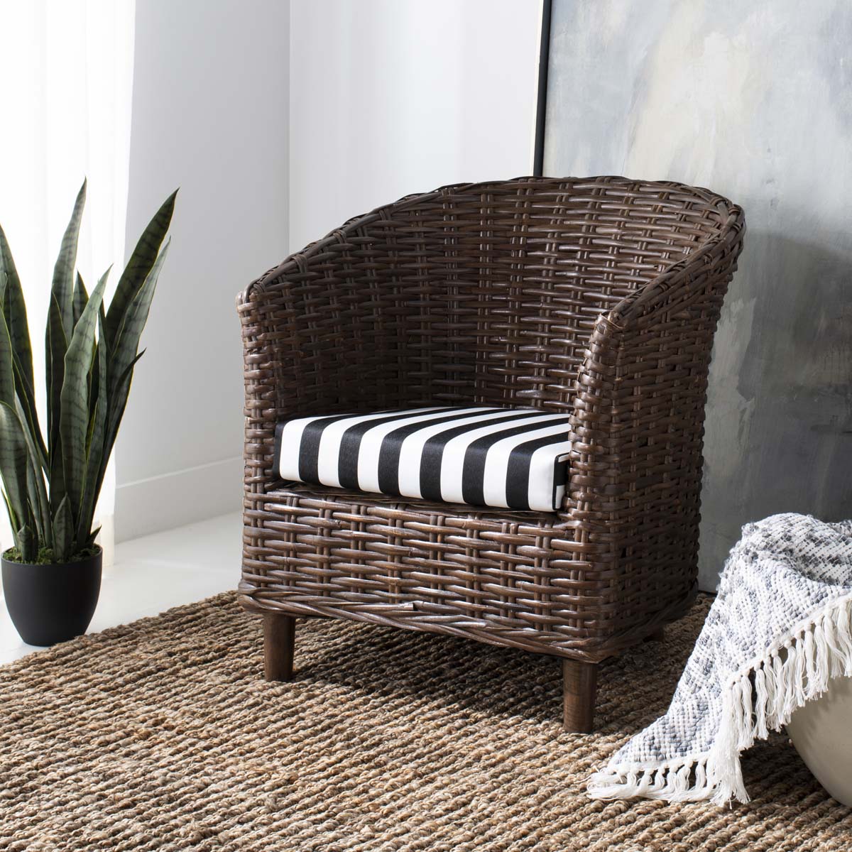 Safavieh Omni Rattan Barrel Chair , FOX6501 - Brown/Black&White Cushion 