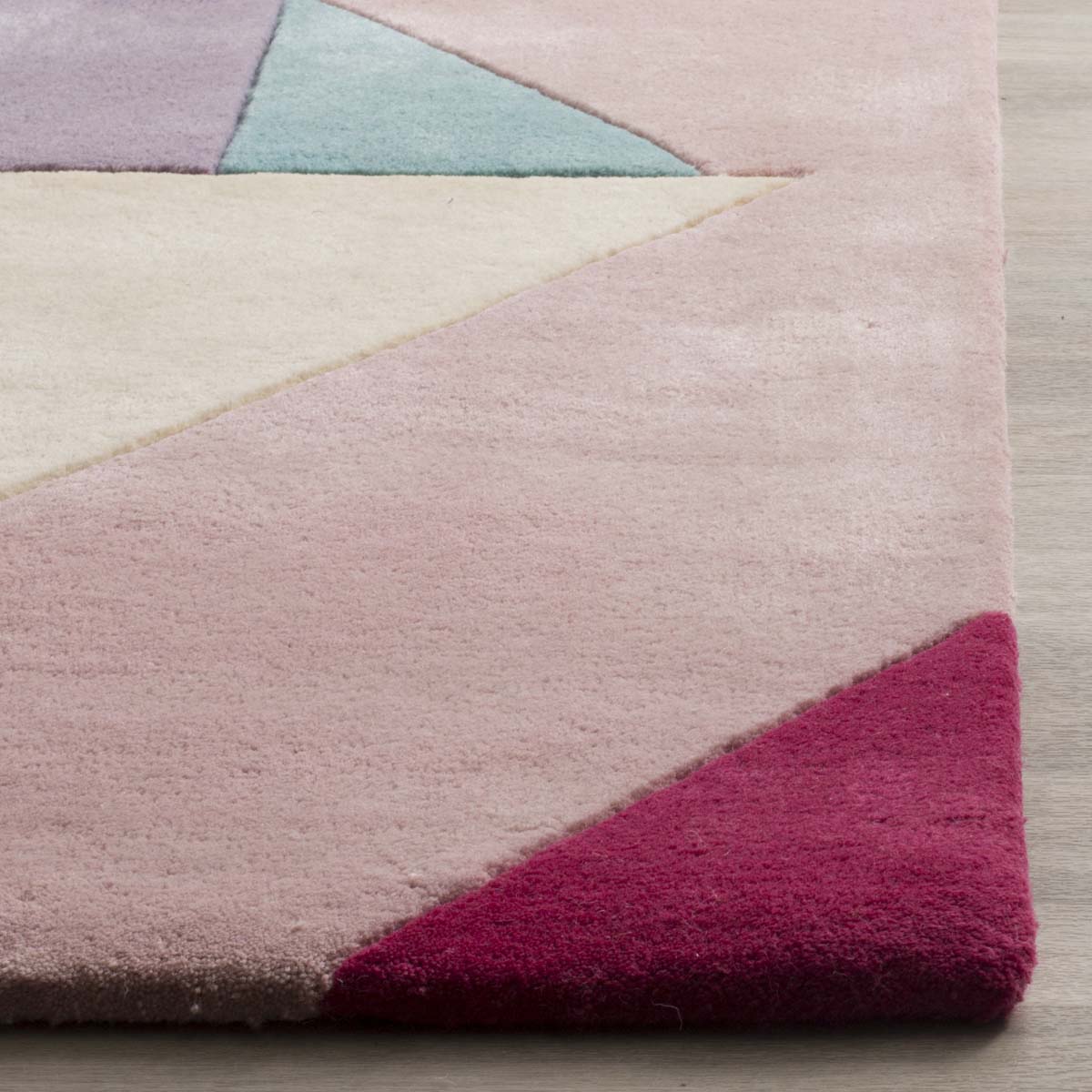 Safavieh Fifth Avenue 118 Rug, FTV118 - Pink / Multi