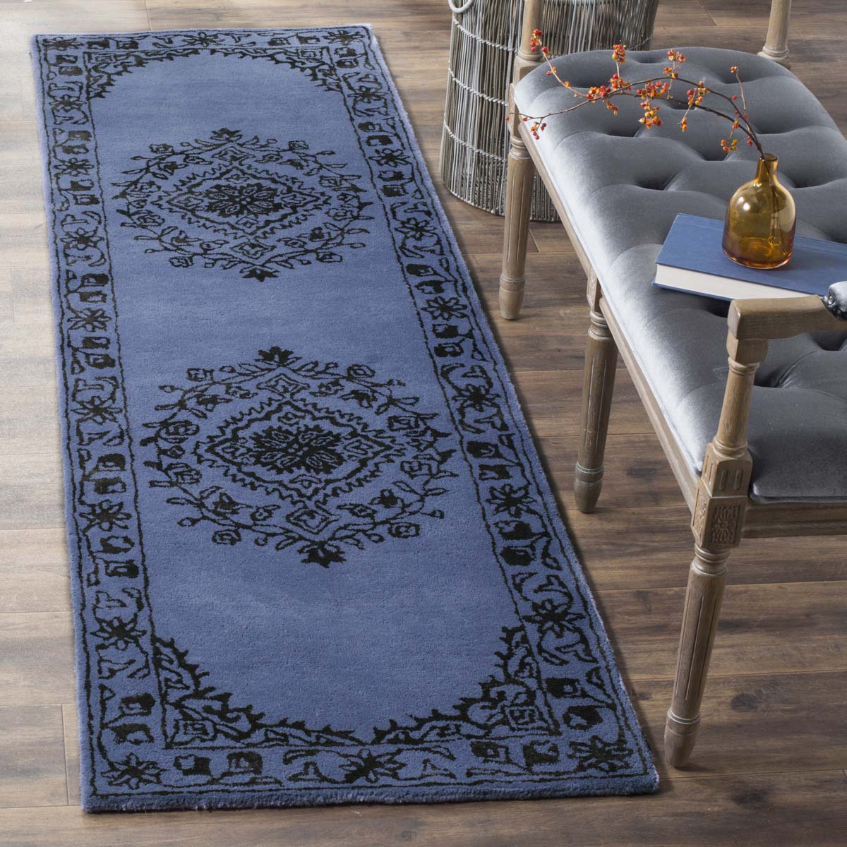 Safavieh Glamour 533 Rug, GLM533 - Purple