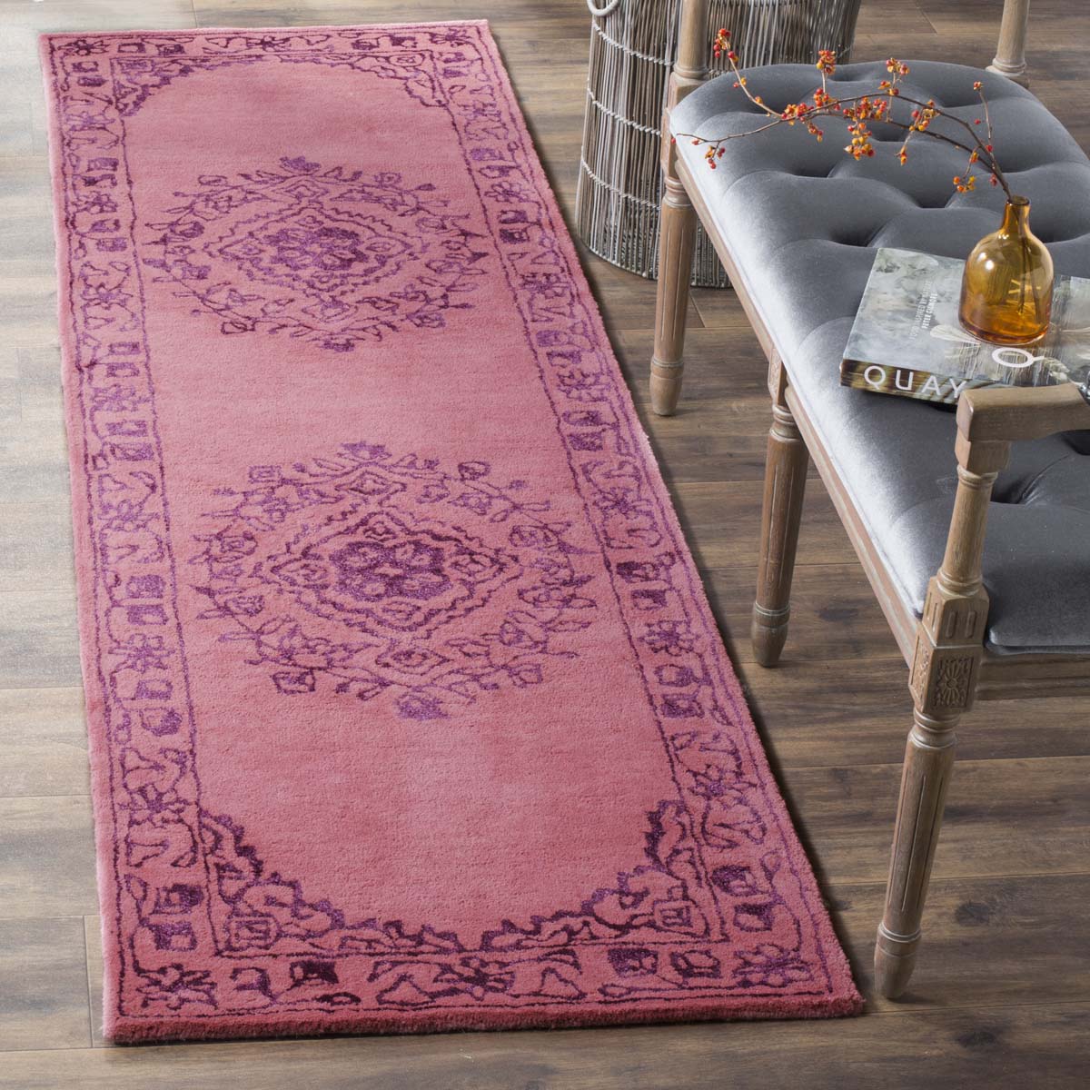 Safavieh Glamour 533 Rug, GLM533 - Pink