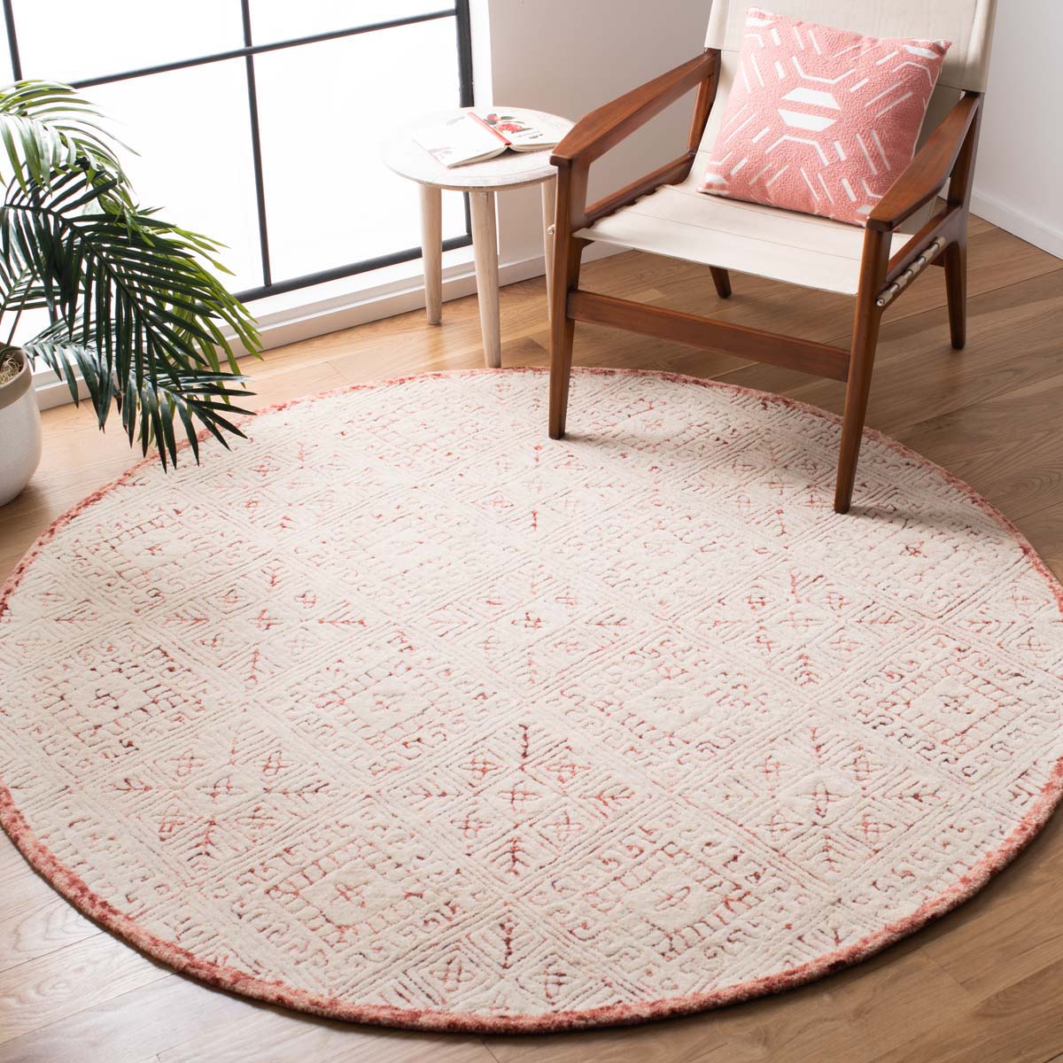 Safavieh Glamour 660 Rug, GLM660 - Pink / Ivory