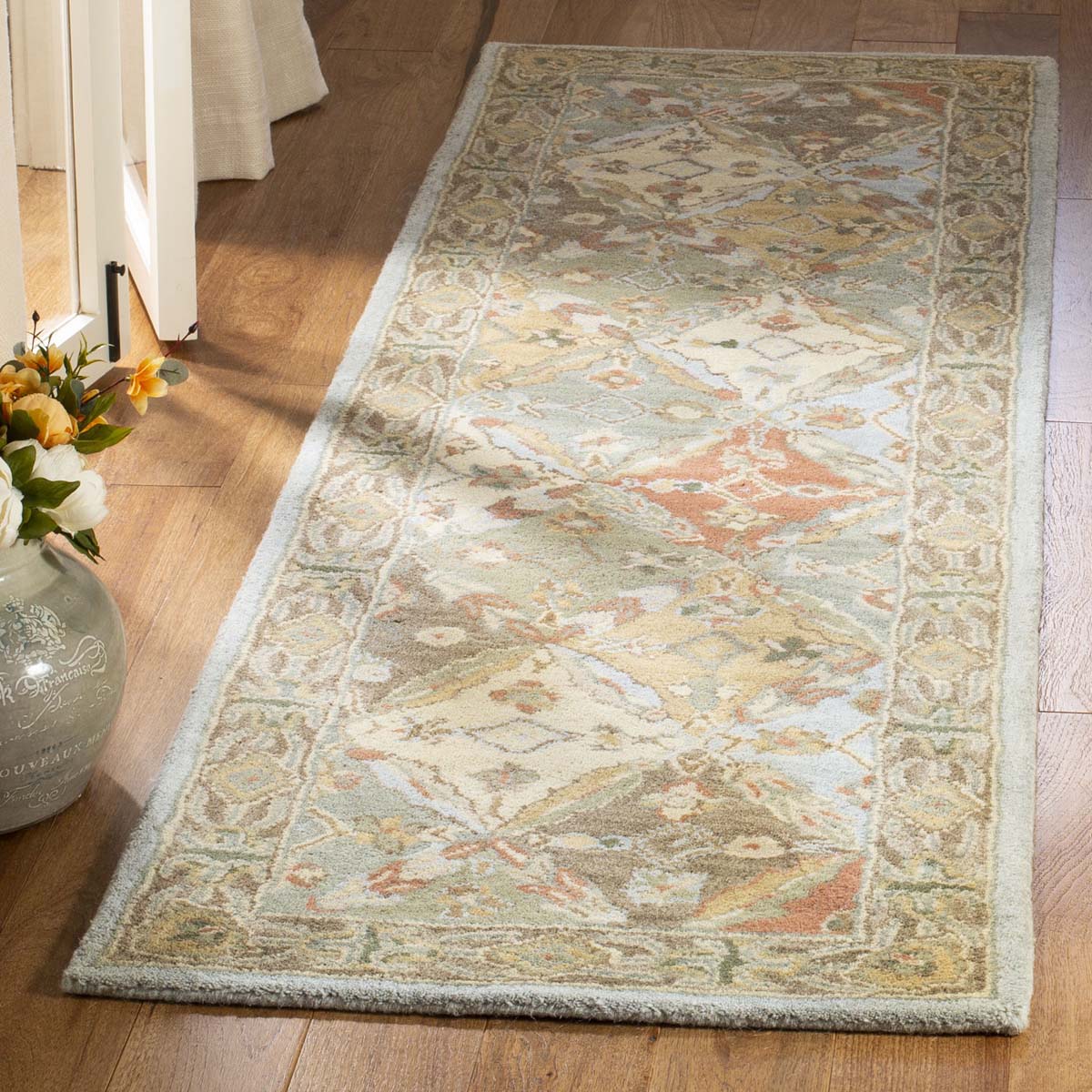 Safavieh Heritage 16C Rug, HG316C - Light Blue / Light Brown