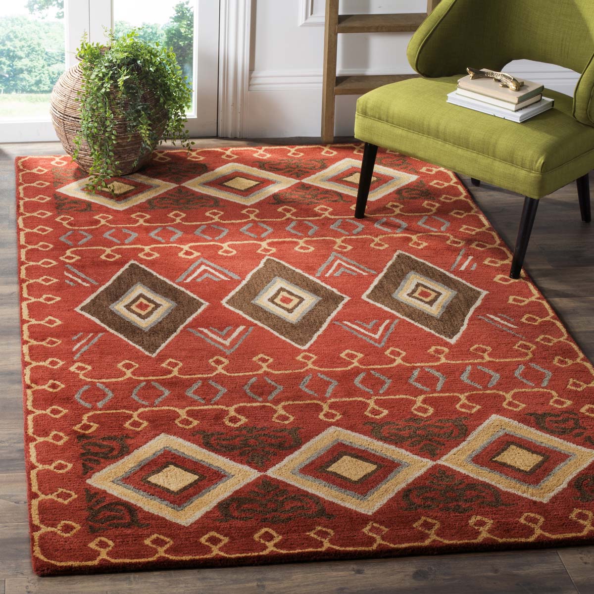 Safavieh Heritage 04A Rug, HG404A - Red / Multi