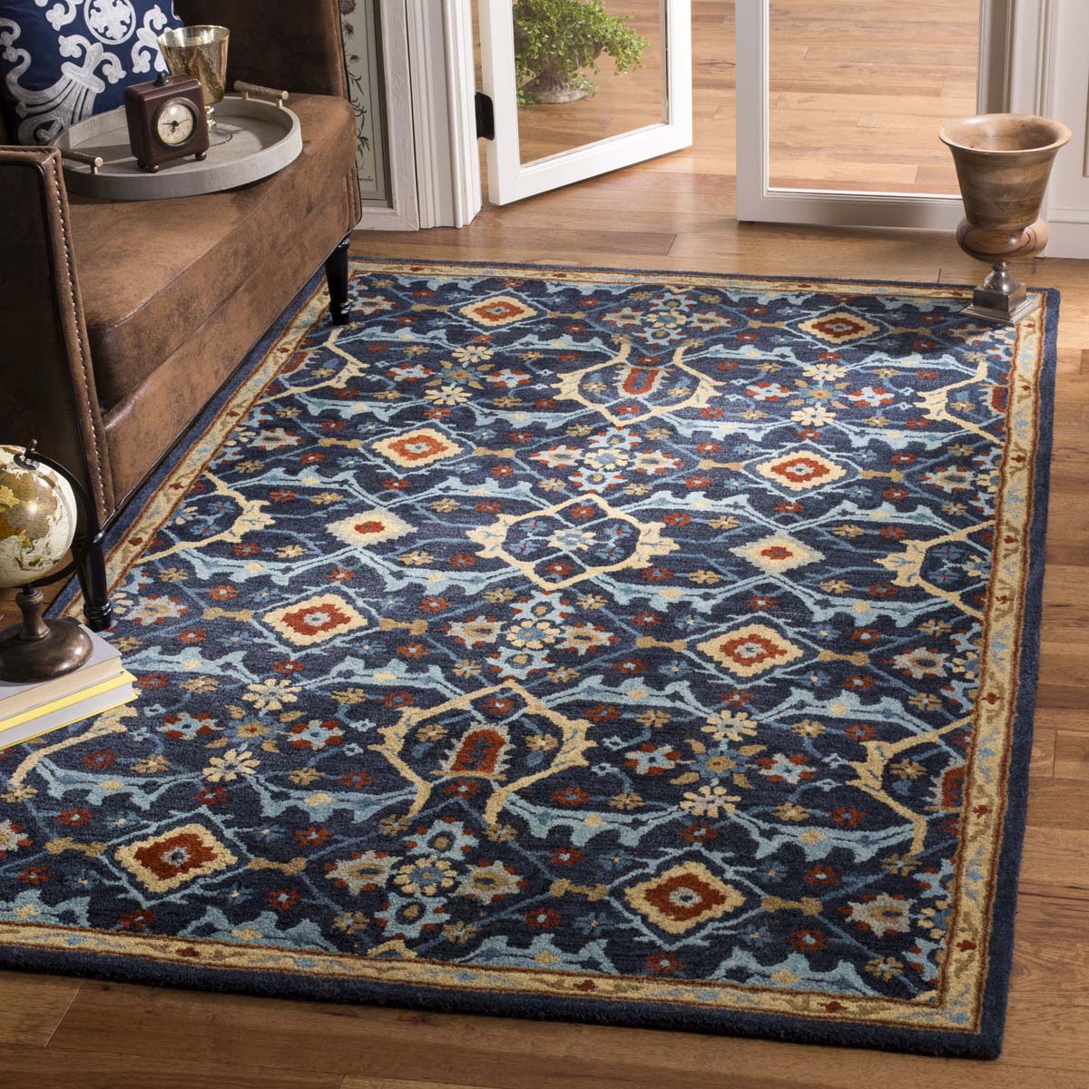 Safavieh Heritage 16N Rug, HG416N - Navy / Multi