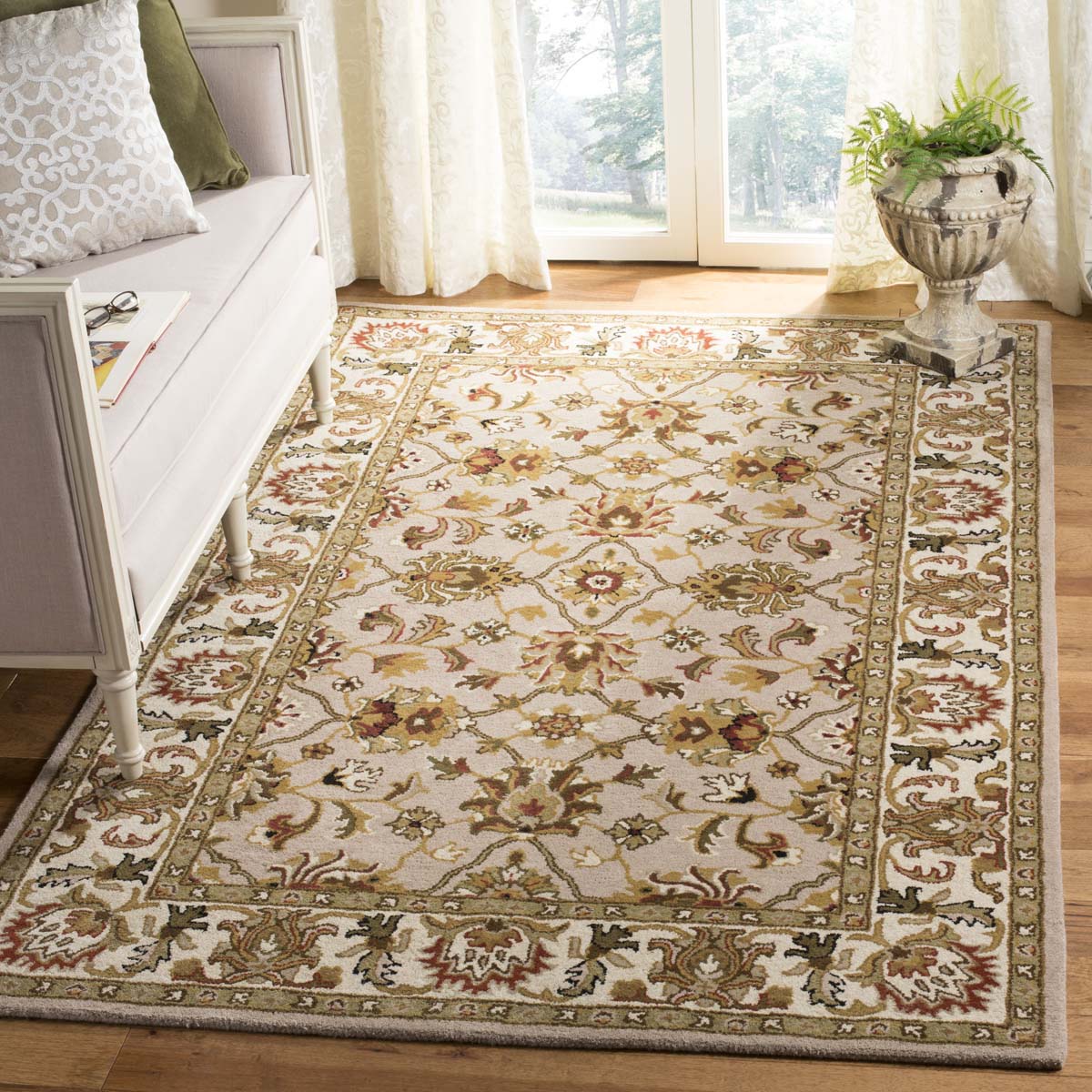 Safavieh Heritage 52A Rug, HG452A - Ivory / Light Gold