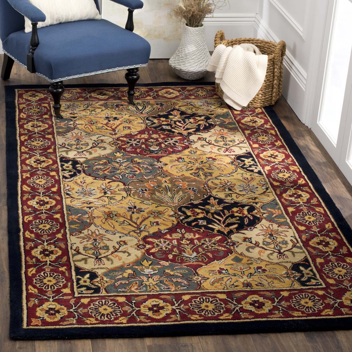 Safavieh Heritage 10 Rug, HG510 - Multi / Navy