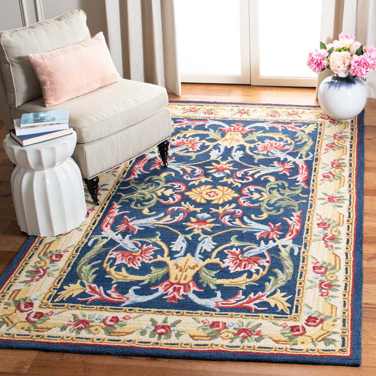 Safavieh Heritage 57N Rug, HG657N - Navy / Ivory