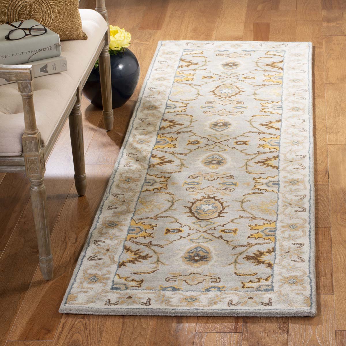 Safavieh Heritage 34C Rug, HG734C - Light Grey / Grey