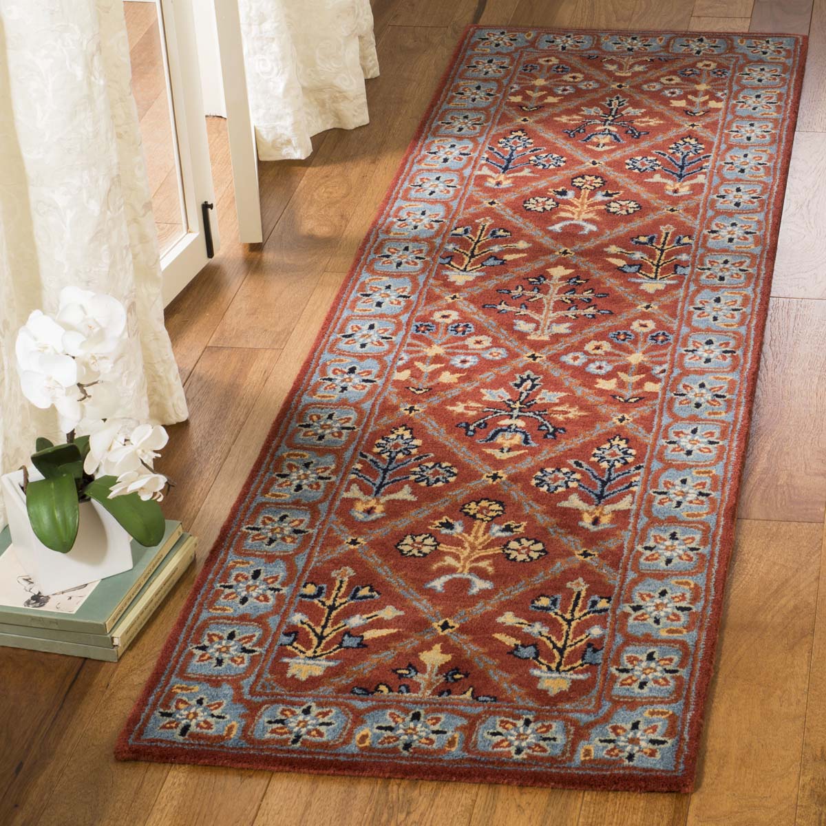 Safavieh Heritage 38Q Rug, HG738Q - Red / Blue