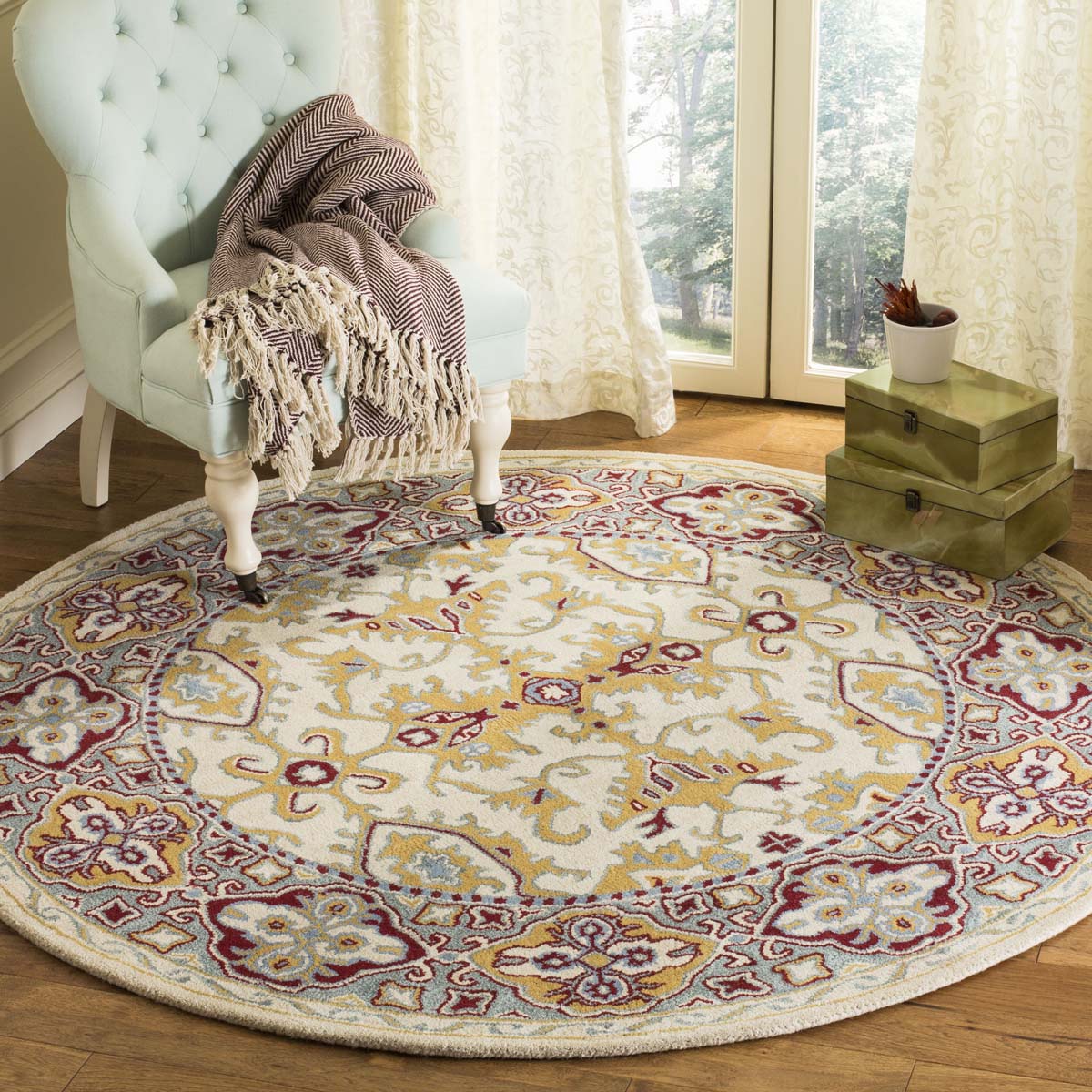 Safavieh Heritage 39A Rug, HG739A - Ivory / Blue