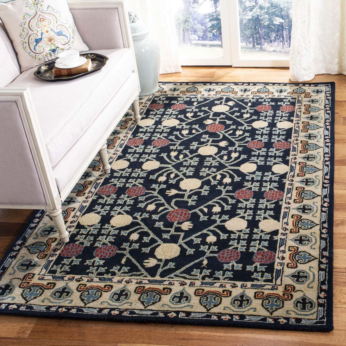 Safavieh Heritage 40N Rug, HG740N - Navy / Ivory