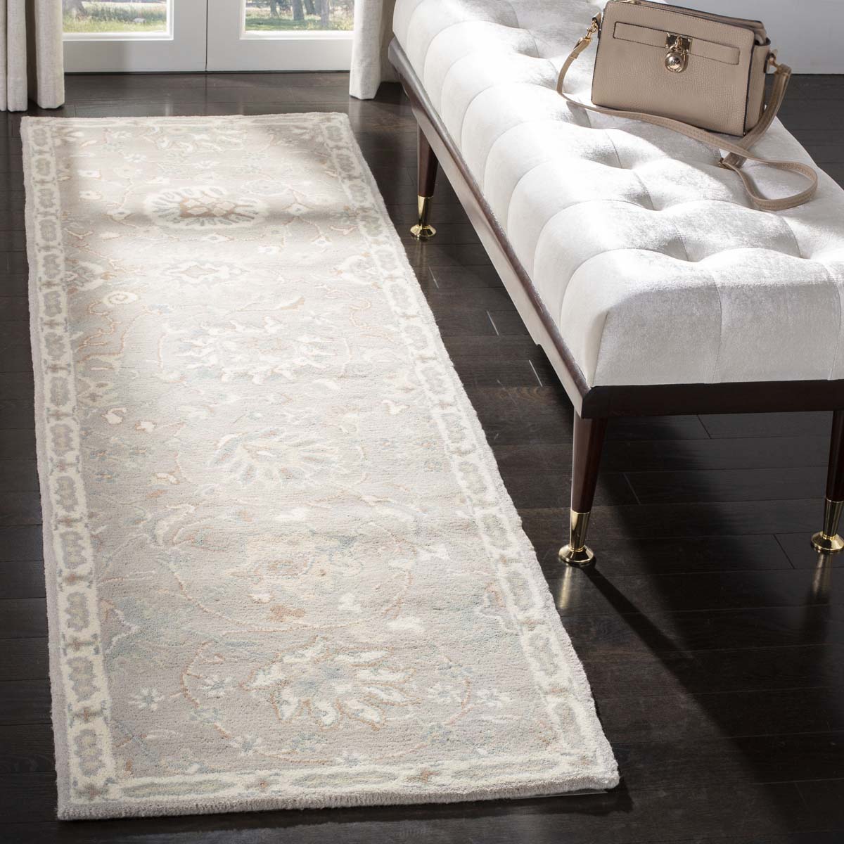 Safavieh Heritage 24B Rug, HG824B - Silver / Ivory