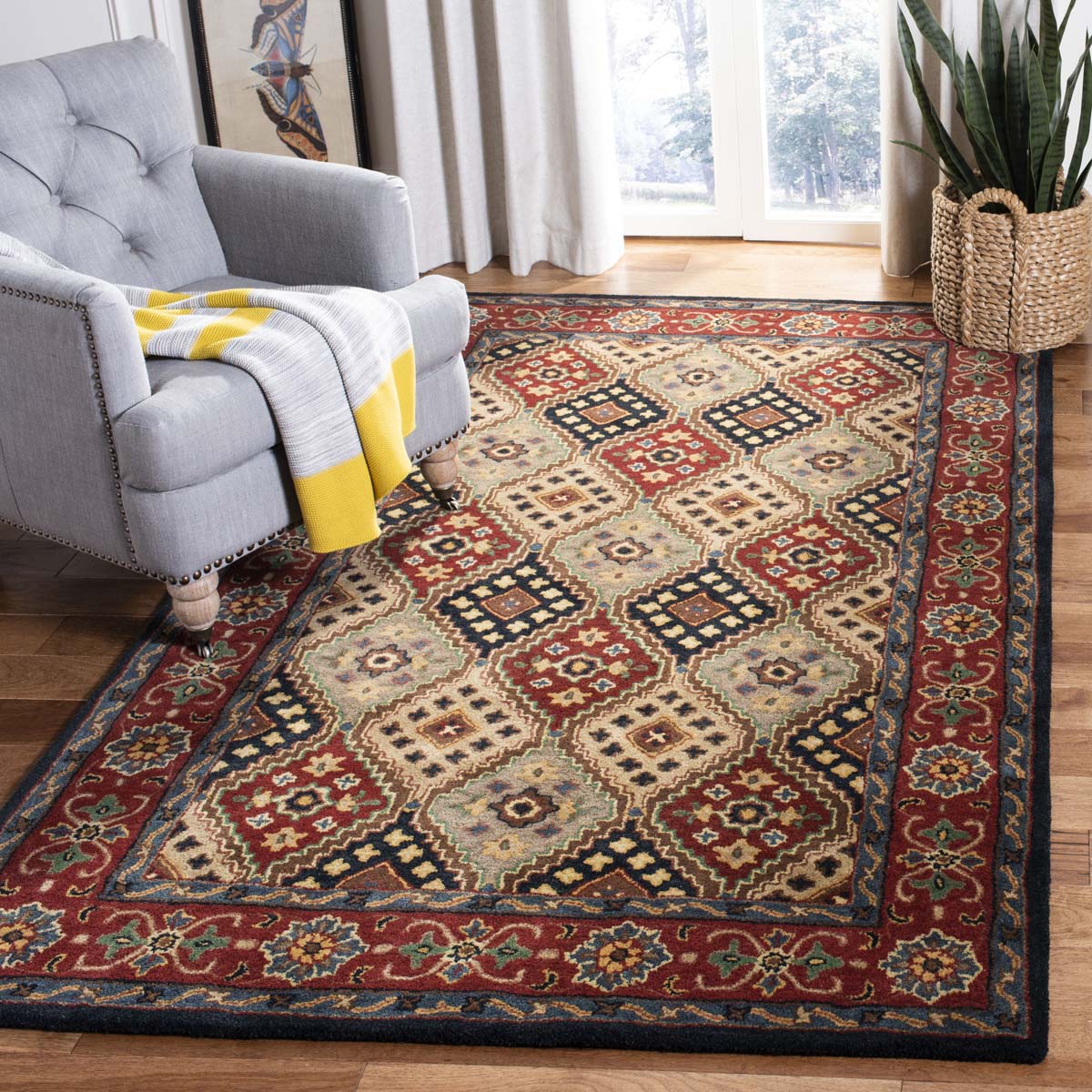 Safavieh Heritage 27Q Rug, HG927Q - Red / Beige