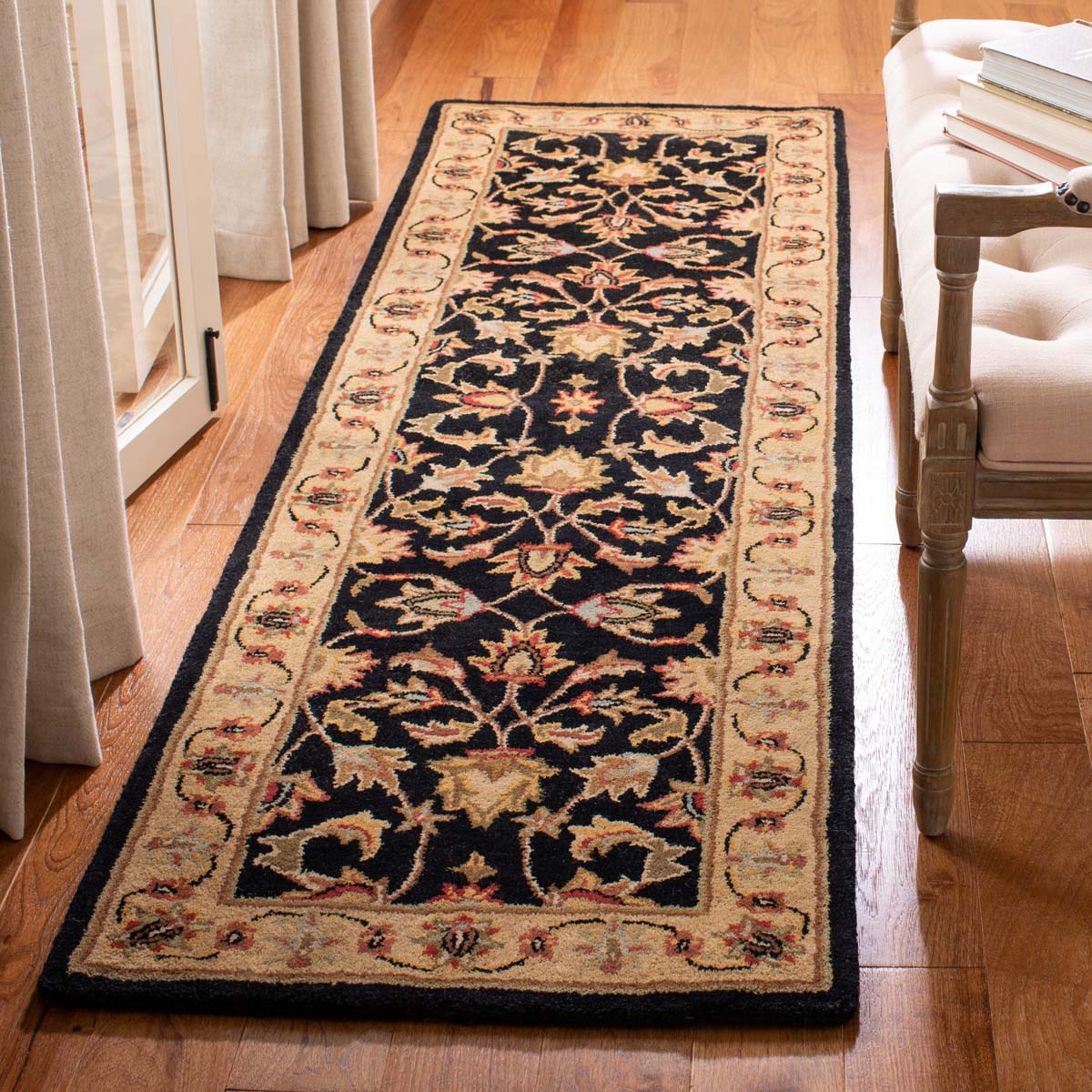 Safavieh Heritage 57A Rug, HG957A - Black / Beige