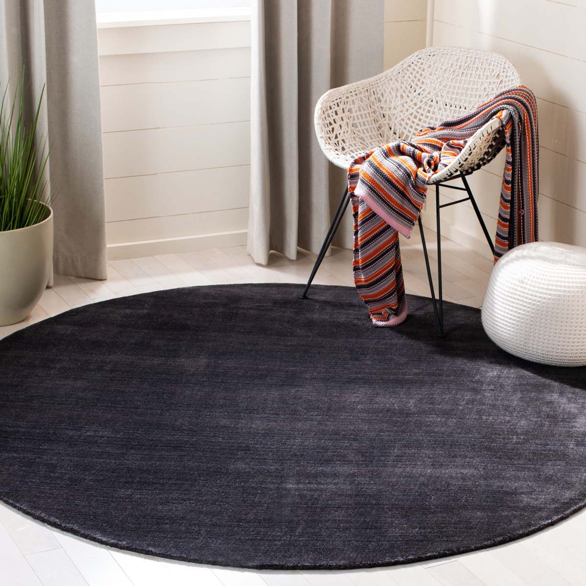 Safavieh Himalaya 820 Rug, HIM820 - Black