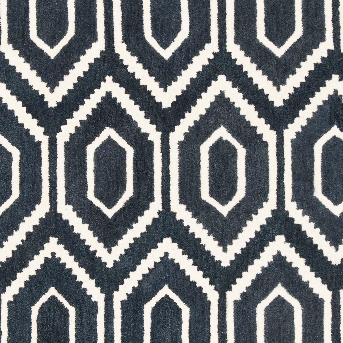 Safavieh Himalaya 902 Rug, HIM902 - Navy / Ivory