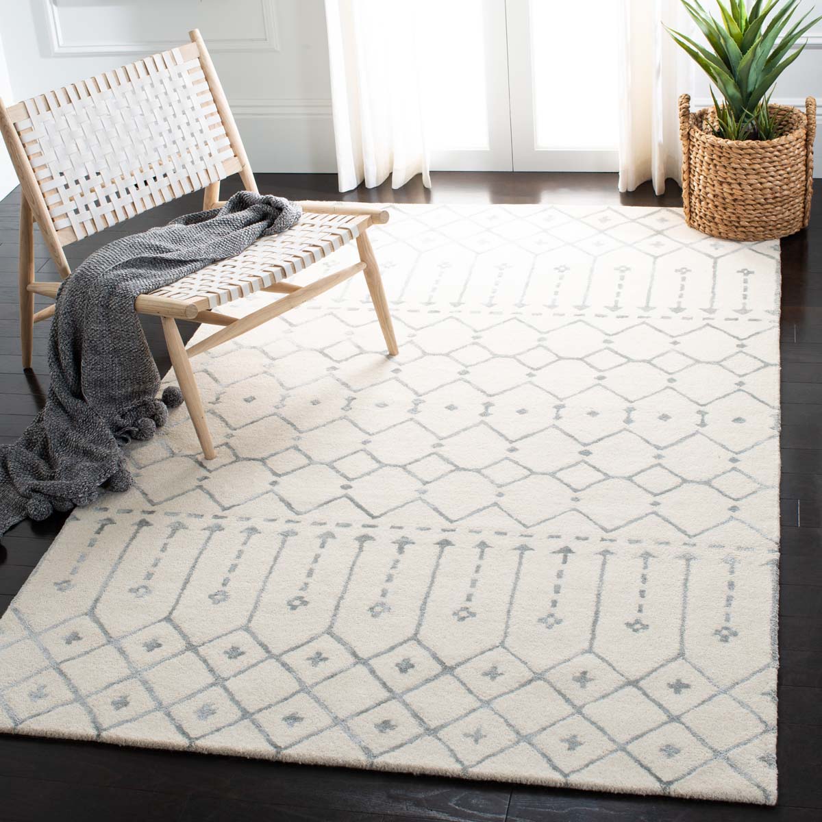 Safavieh Himalaya 903 Rug, HIM903 - Ivory / Grey