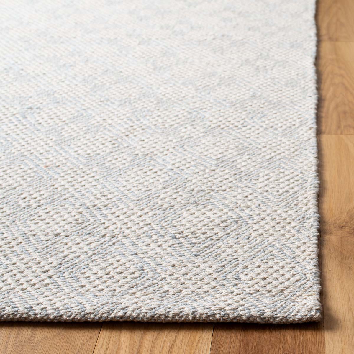 Safavieh Cotton Kilim 222 Rug, KLC222 - Light Blue / Ivory