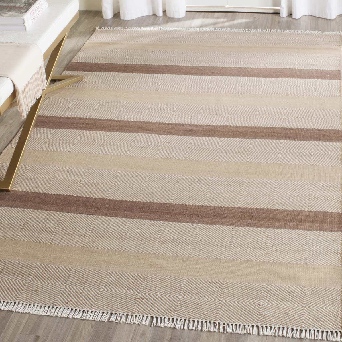 Safavieh Kilim 103 Rug, KLM103 - Beige