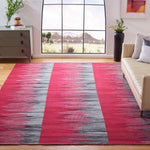 Safavieh Kilim 819 Rug, KLM819 - Fuchsia / Charcoal