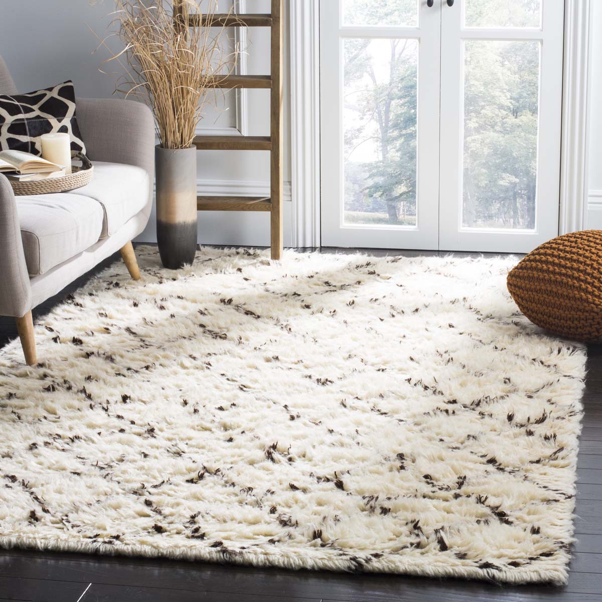 Safavieh Kenya 404 Rug, KNY404 - Ivory / Dark Brown