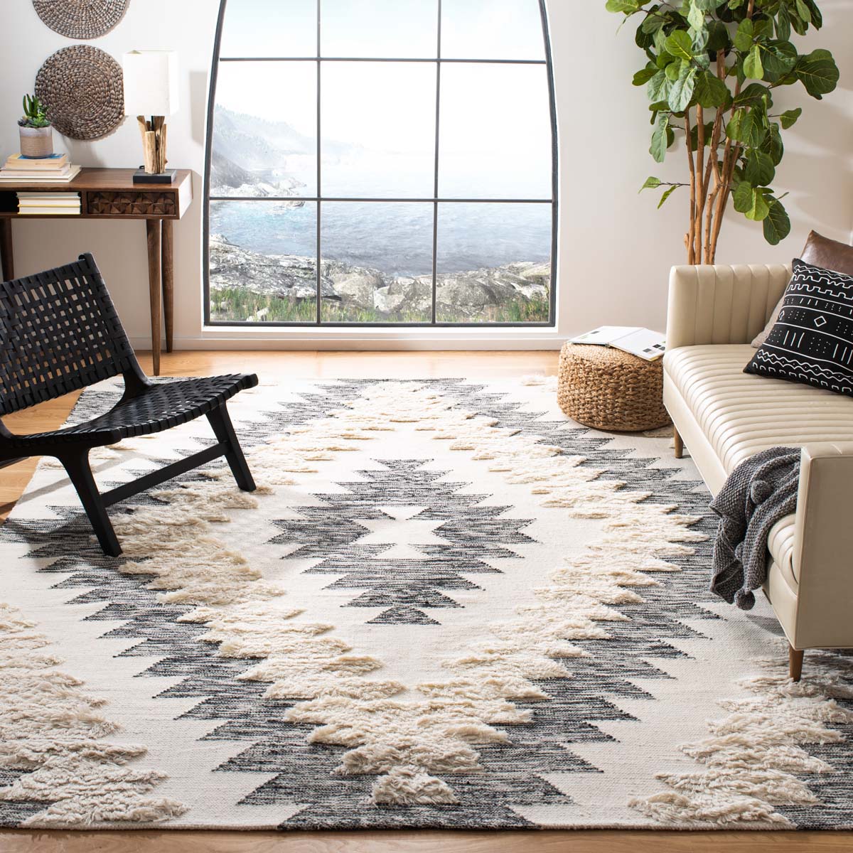 Safavieh Kenya 451 Rug, KNY451 - Black / Ivory