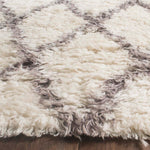 Safavieh Kenya 712 Rug, KNY712 - Ivory / Grey