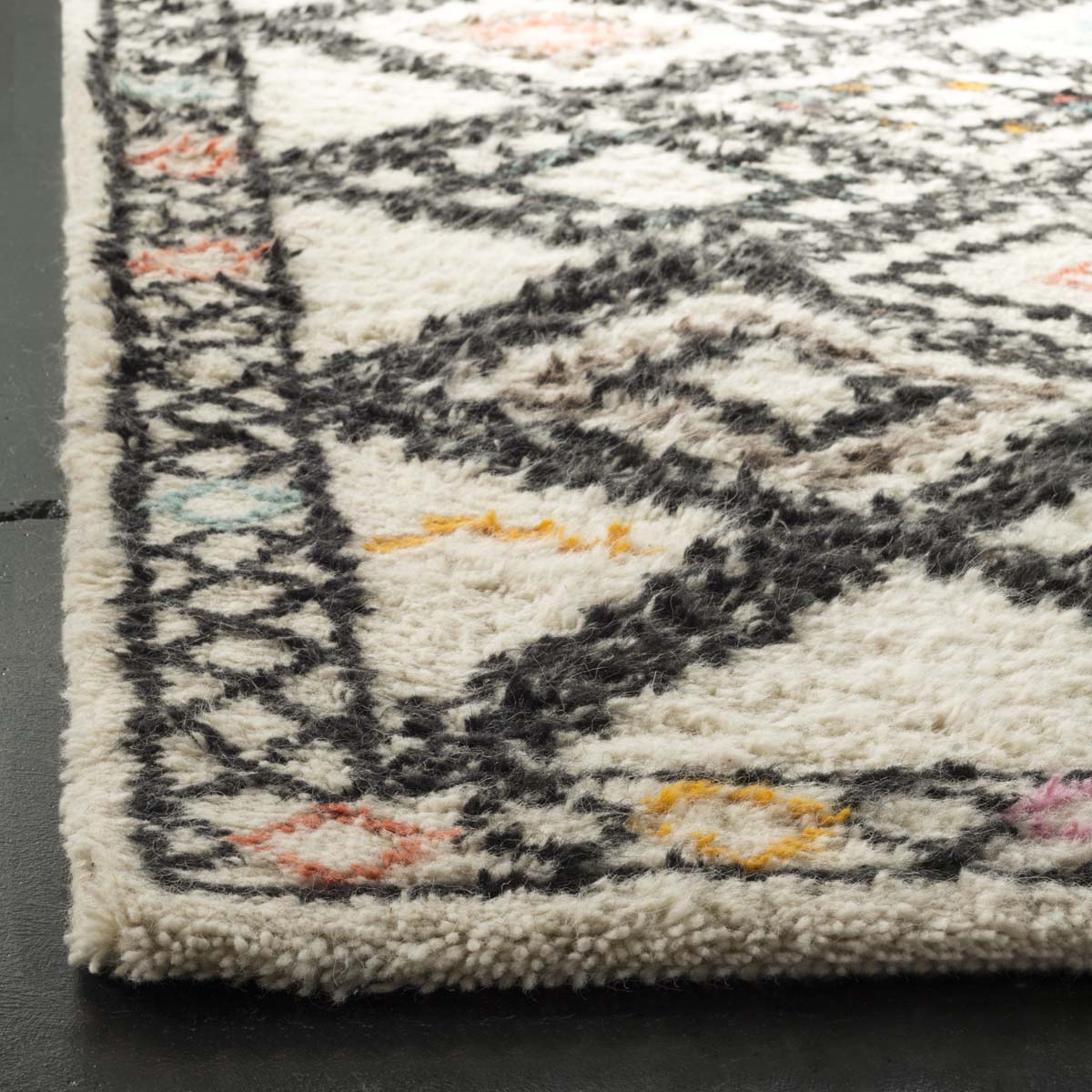 Safavieh Kenya 822 Rug, KNY822 - Natural / Multi