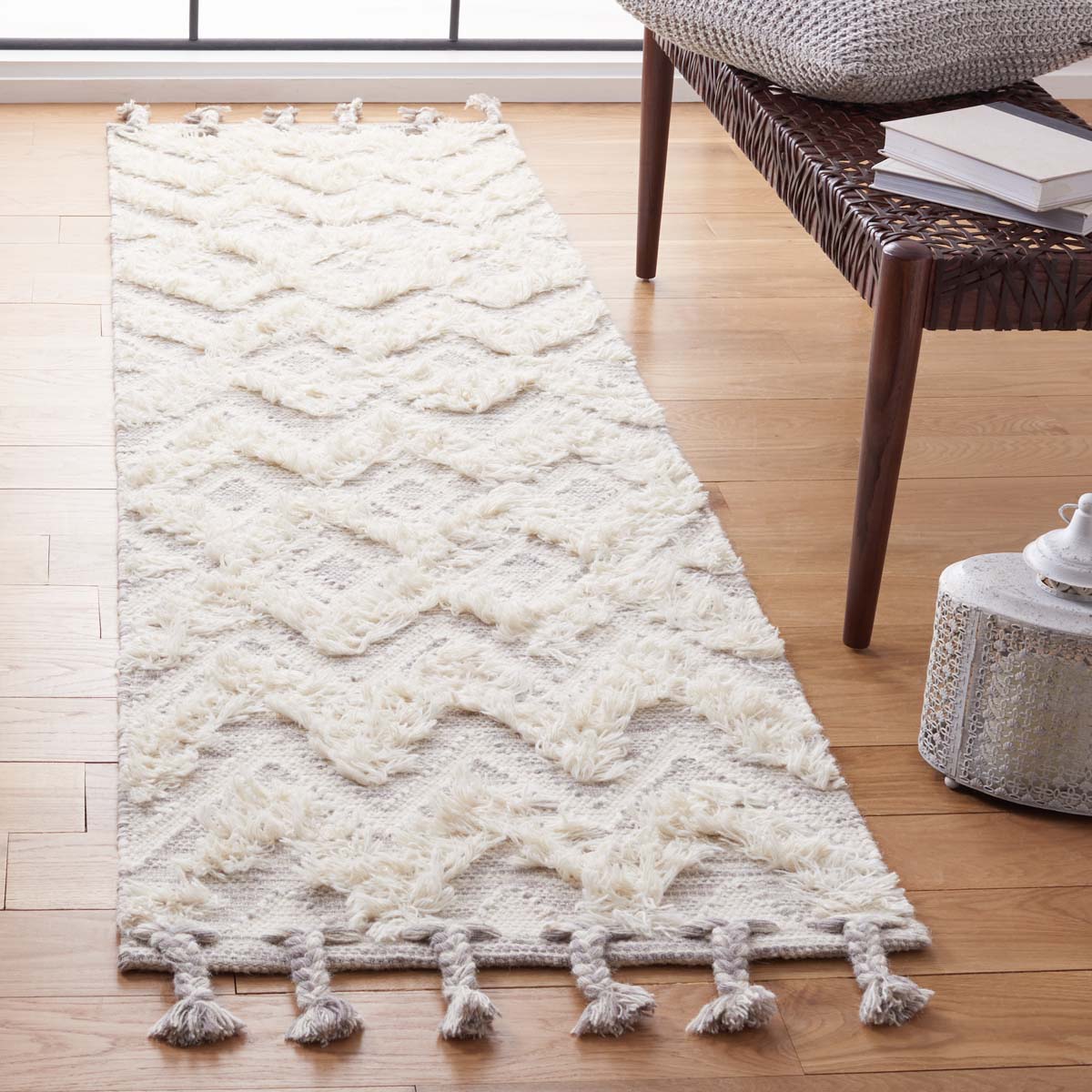 Safavieh Kenya 957 Rug, KNY957 - Ivory / Grey