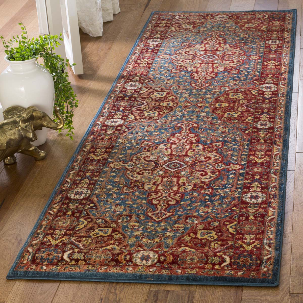 Safavieh Kashan 305 Rug, KSN305 - Blue / Red