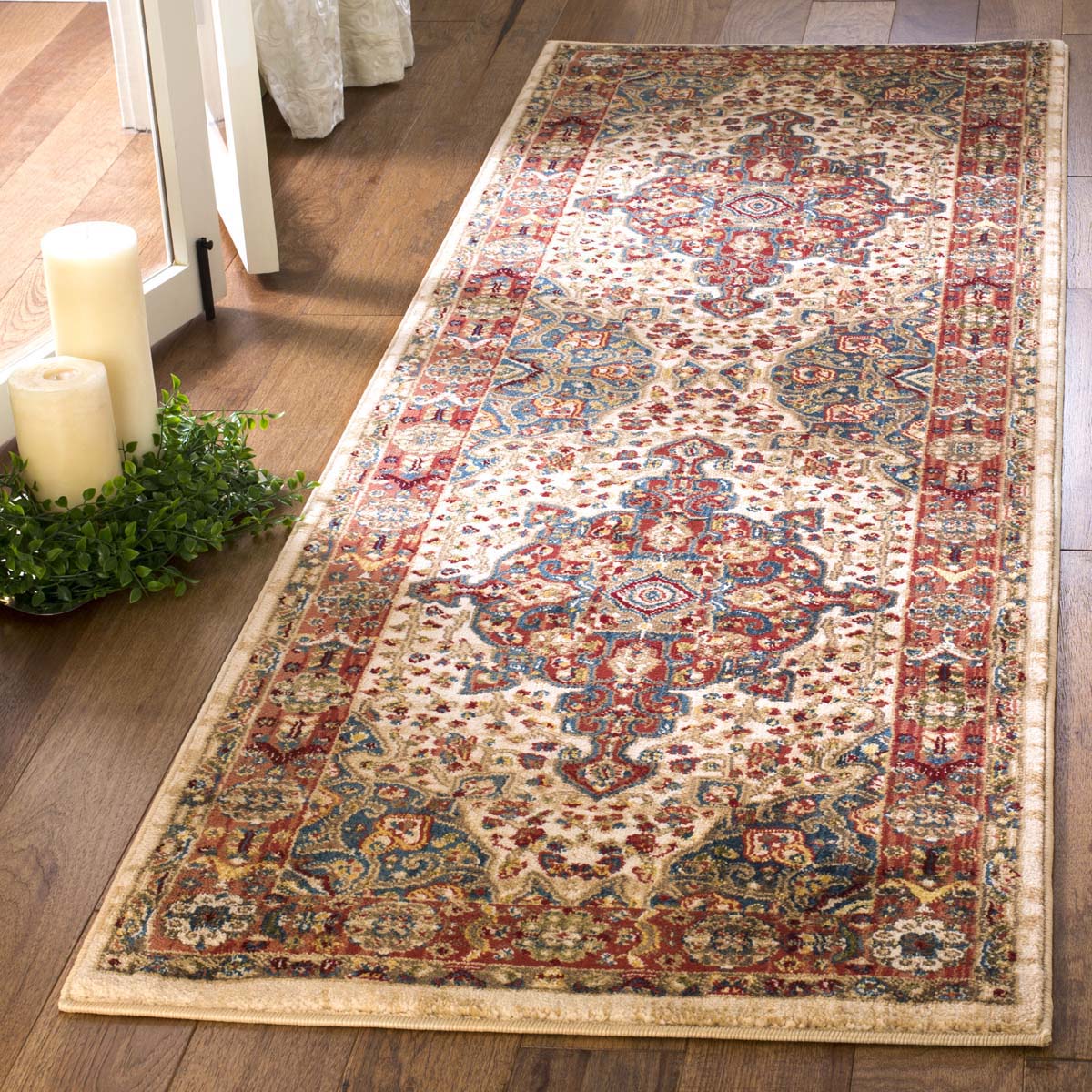 Safavieh Kashan 305 Rug, KSN305 - Ivory / Blue