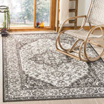 Safavieh Linden 100 137 Rug, LND137 - Light Grey / Charcoal