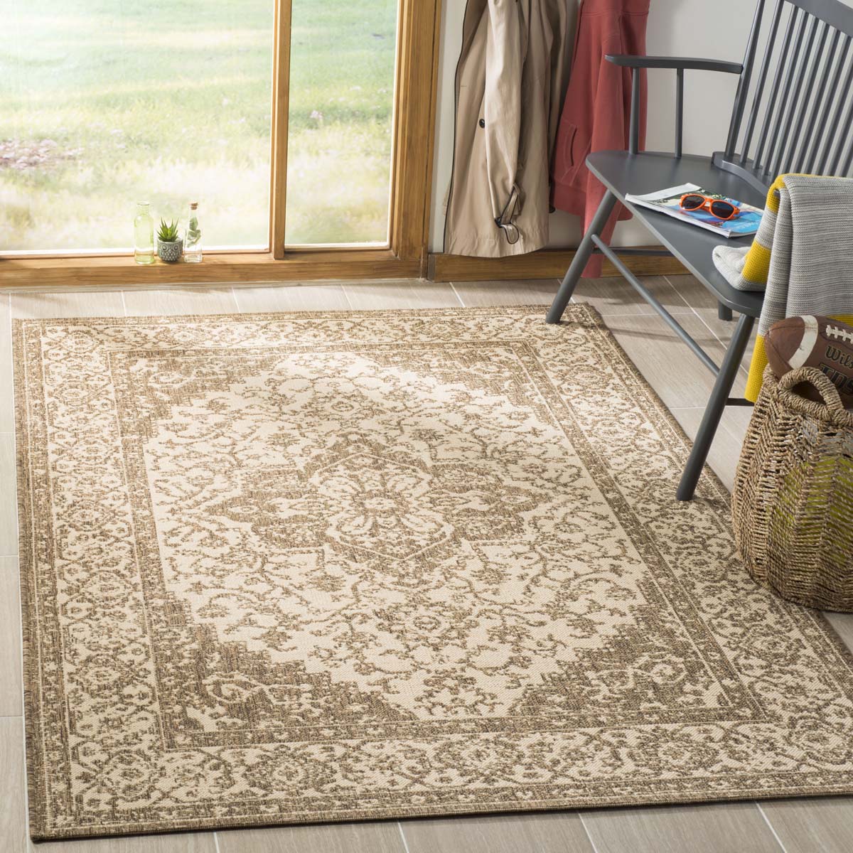 Safavieh Linden 100 137 Rug, LND137 - Cream / Beige