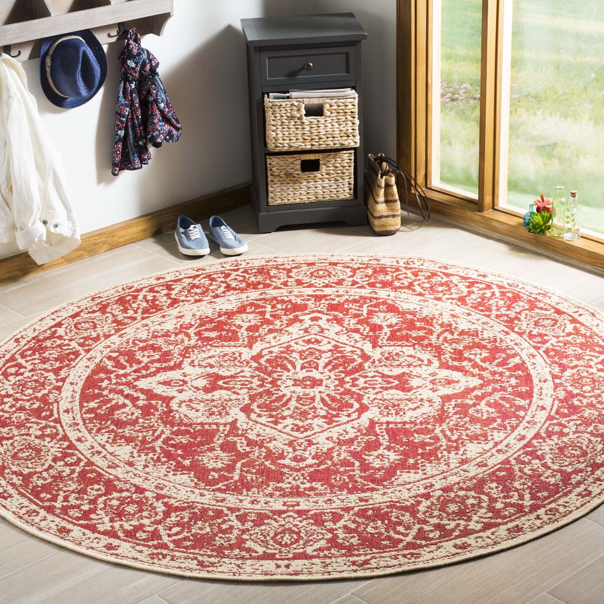 Safavieh Linden 100 137 Rug, LND137 - Red / Creme