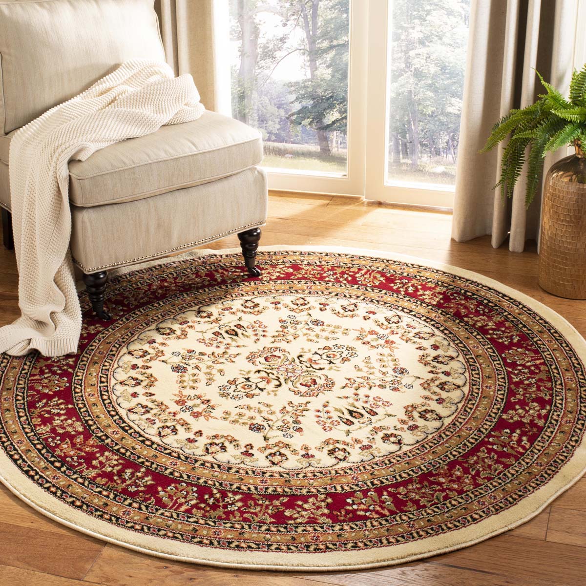 Safavieh Lyndhurst 331 Rug, LNH331 - Ivory / Red