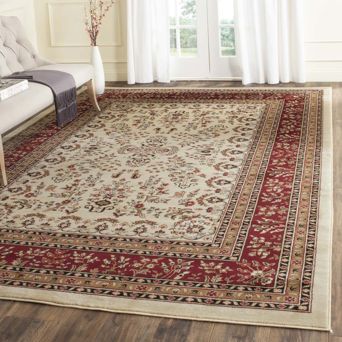 Safavieh Lyndhurst 331 Rug, LNH331 - Ivory / Red