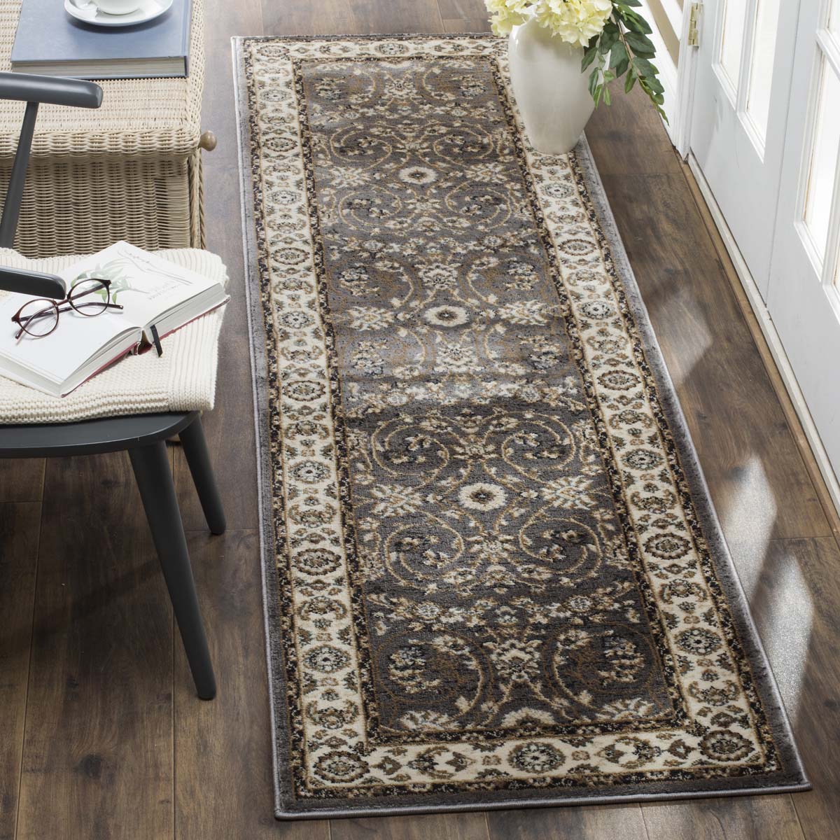 Safavieh Lyndhurst 340 Rug, LNH340 - Grey / Cream