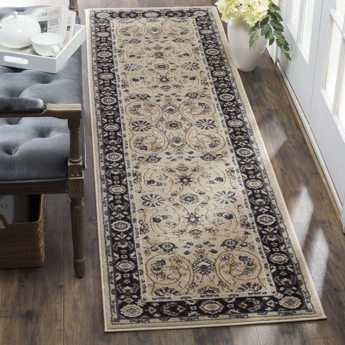 Safavieh Lyndhurst 340 Rug, LNH340 - Light Beige / Anthracite