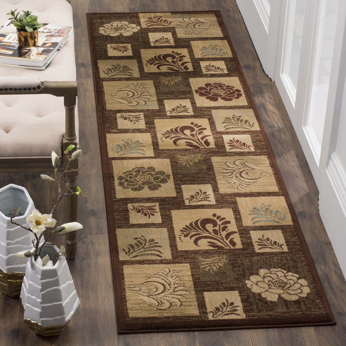 Safavieh Lyndhurst 554 Rug, LNH554 - Brown / Multi