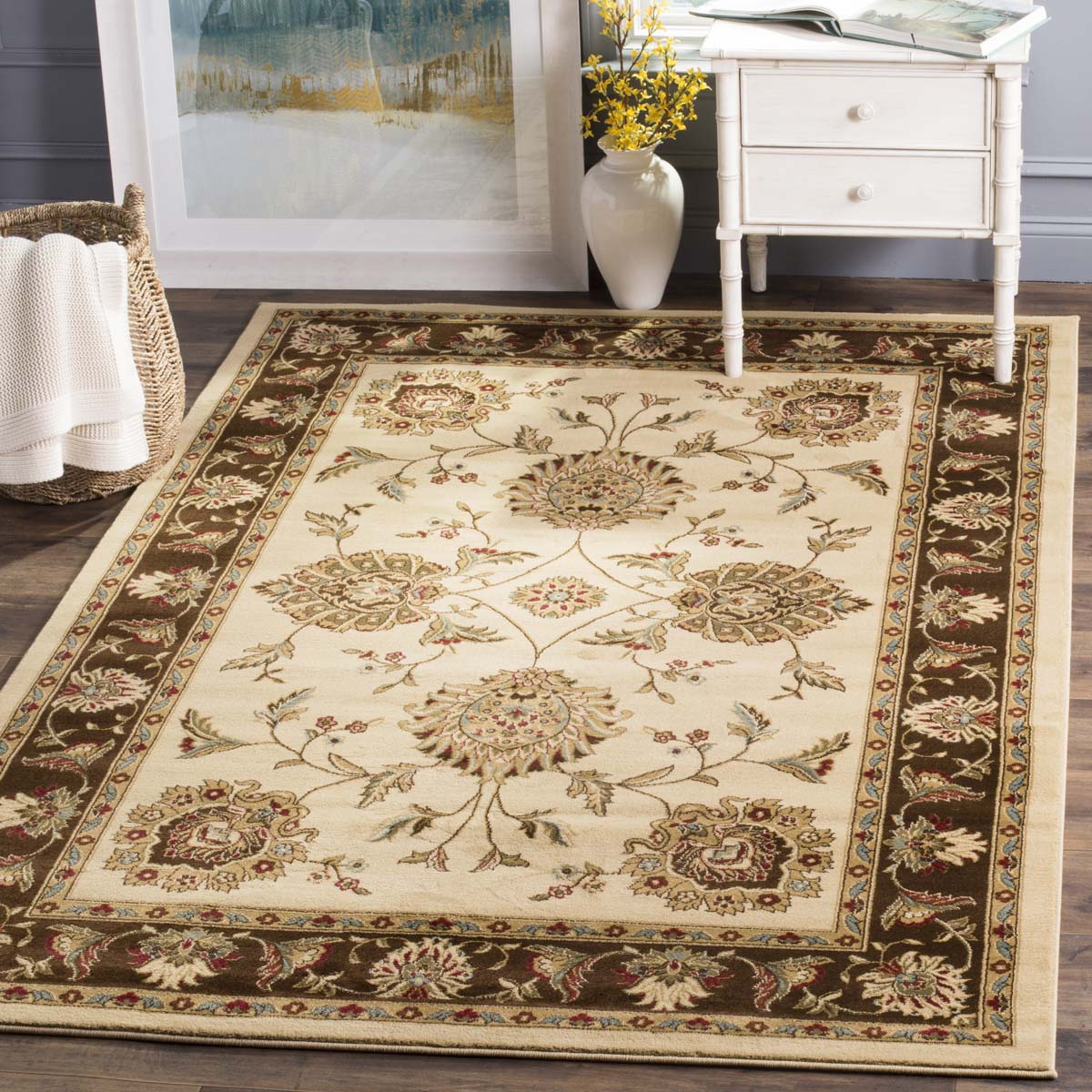 Safavieh Lyndhurst 555 Rug, LNH555 - Ivory / Brown