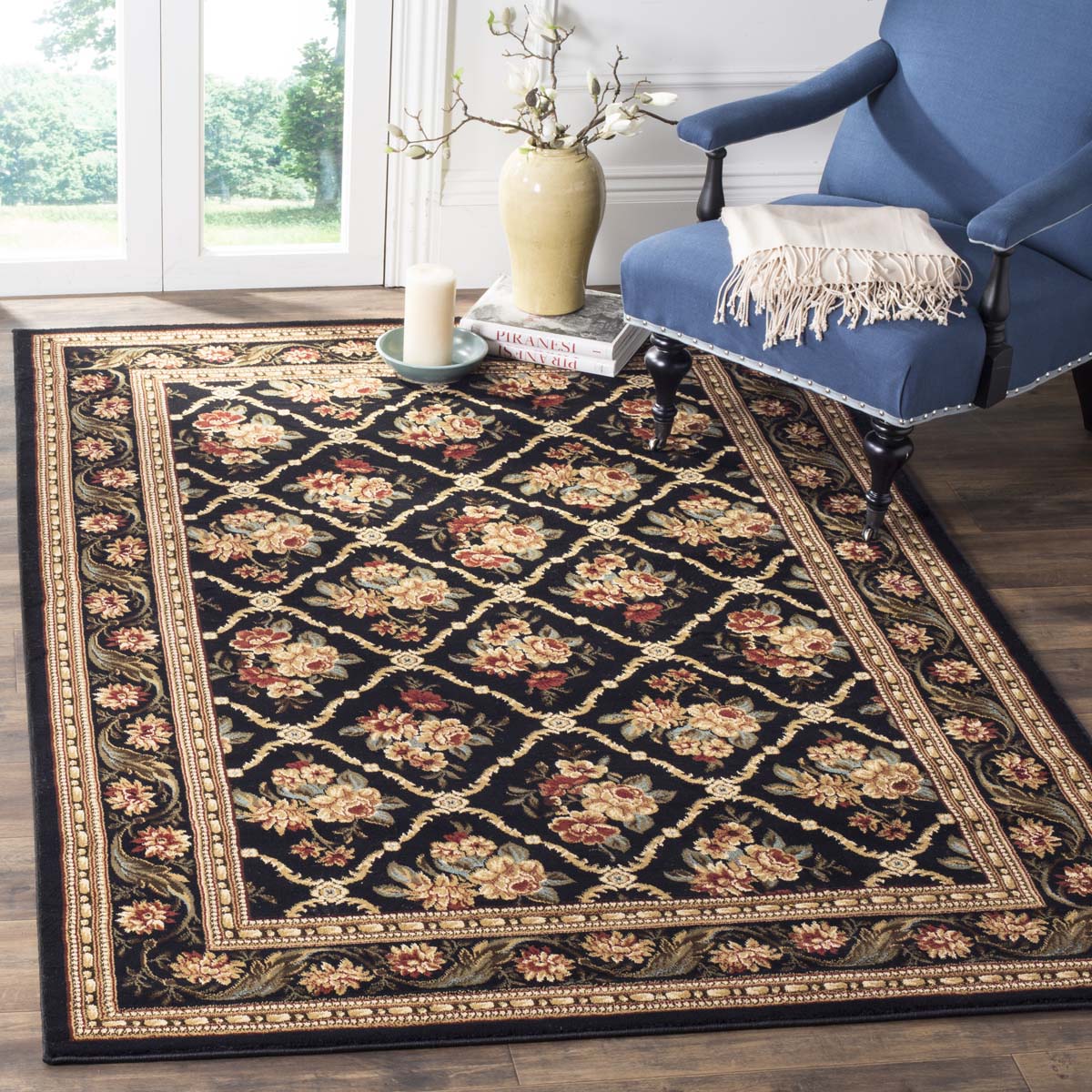 Safavieh Lyndhurst 556 Rug, LNH556 - Black / Black