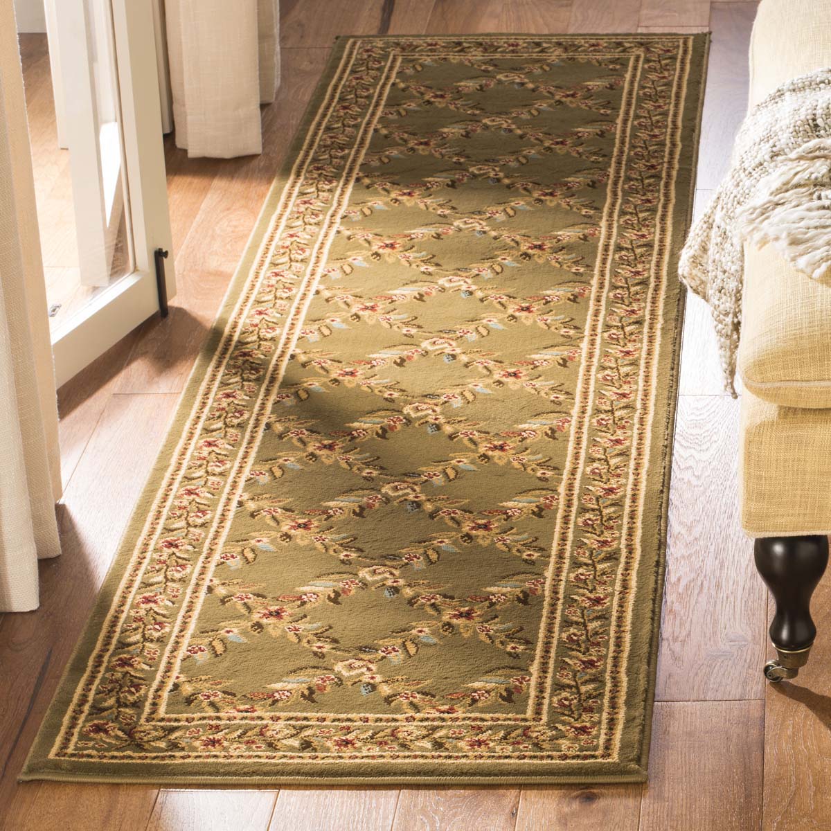 Safavieh Lyndhurst 557 Rug, LNH557 - Green / Green