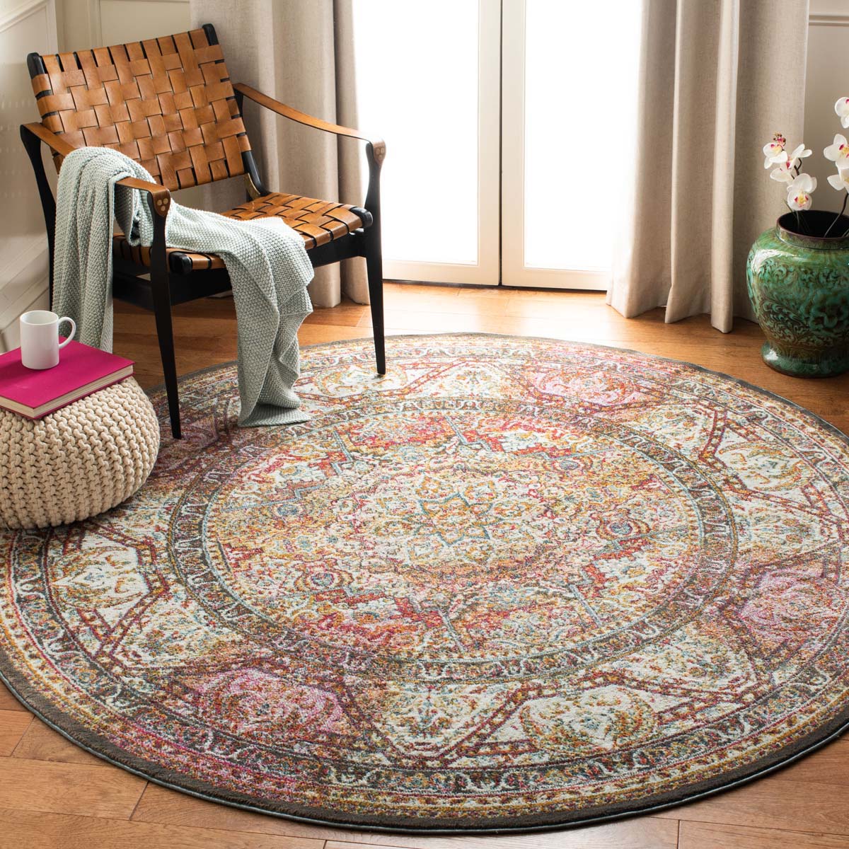 Safavieh Luxor 322 Rug, LUX322 - Ivory / Fuchsia