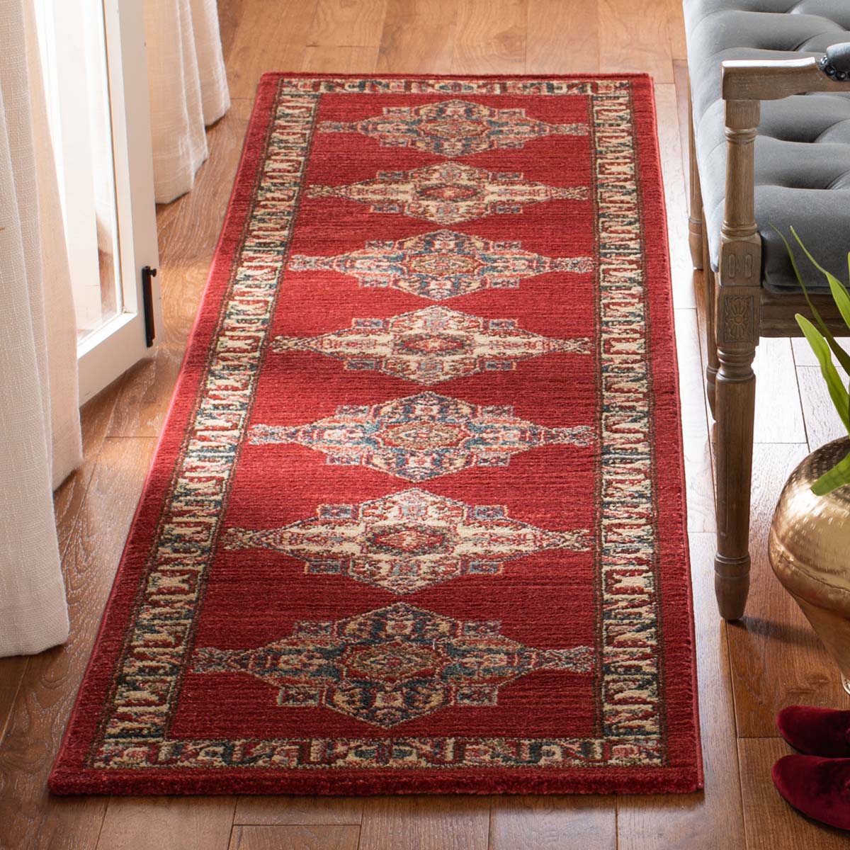 Safavieh Mahal 628 Rug, MAH628 - Red / Creme